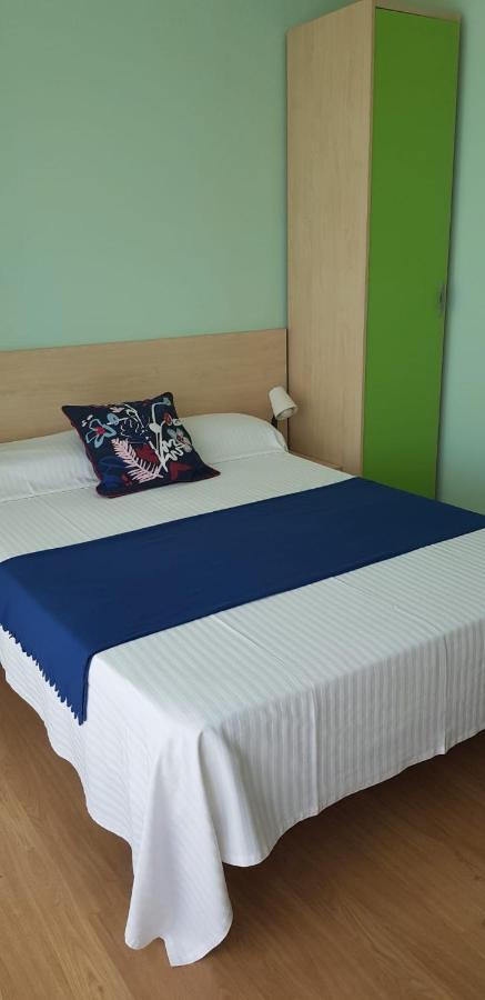 Apartamentos Maradentro Soto de la Marina Exteriör bild