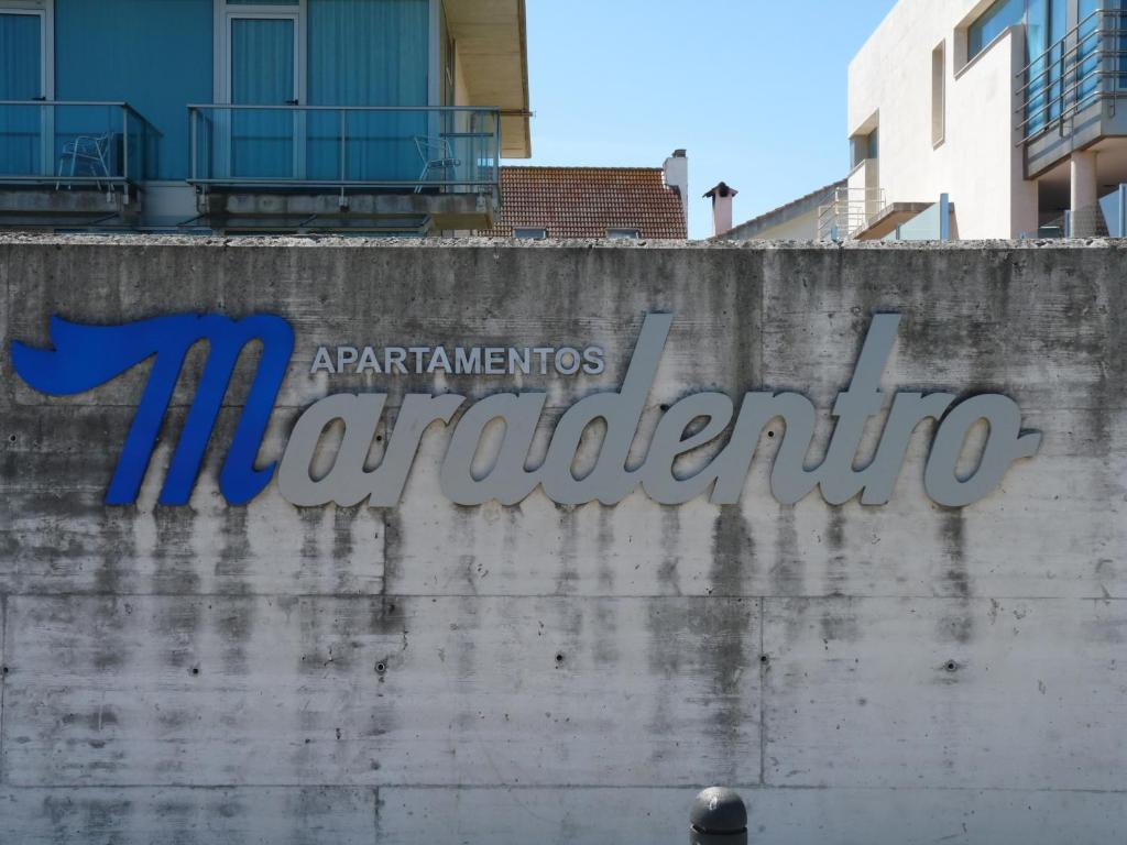 Apartamentos Maradentro Soto de la Marina Exteriör bild
