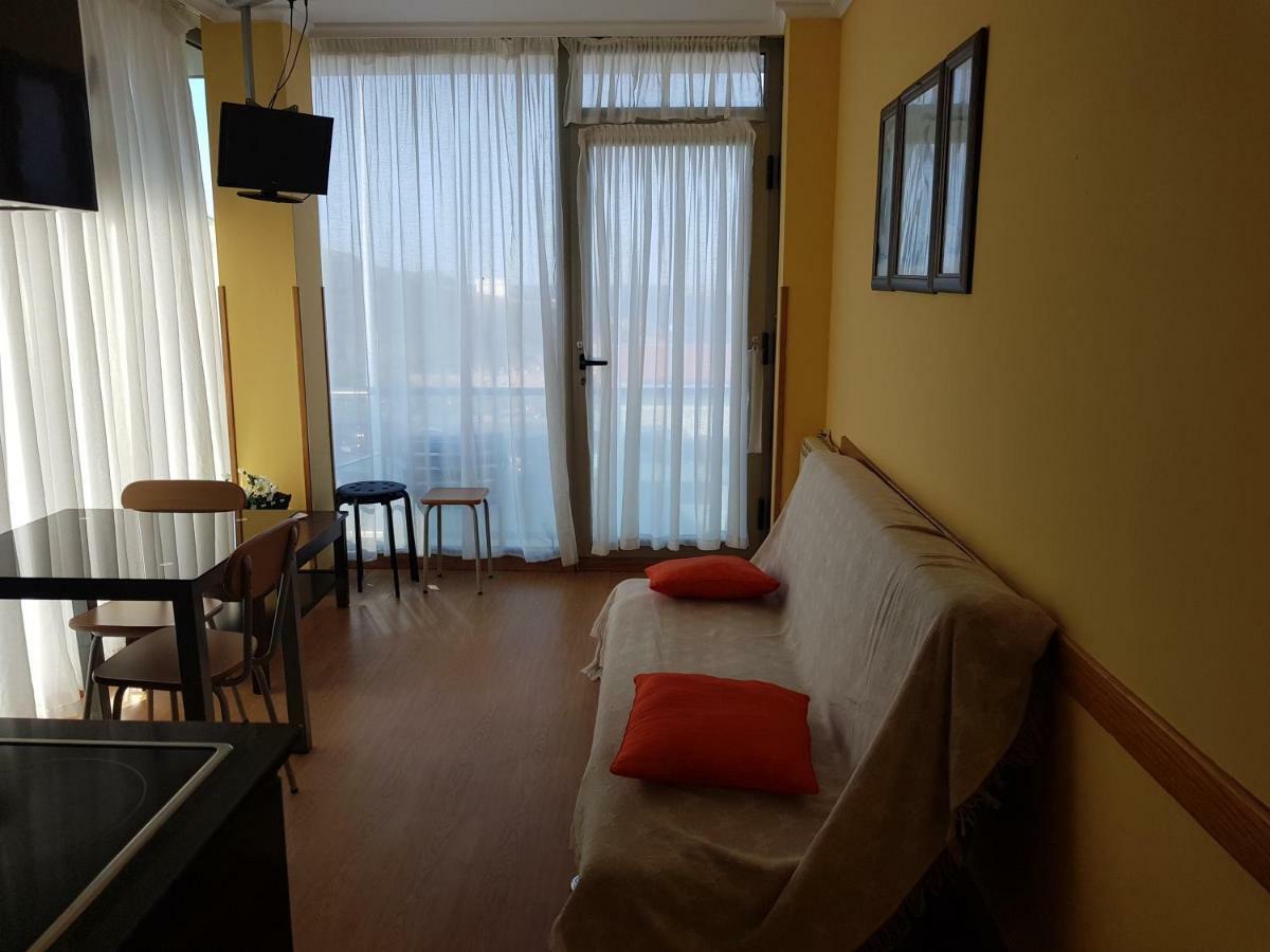 Apartamentos Maradentro Soto de la Marina Exteriör bild